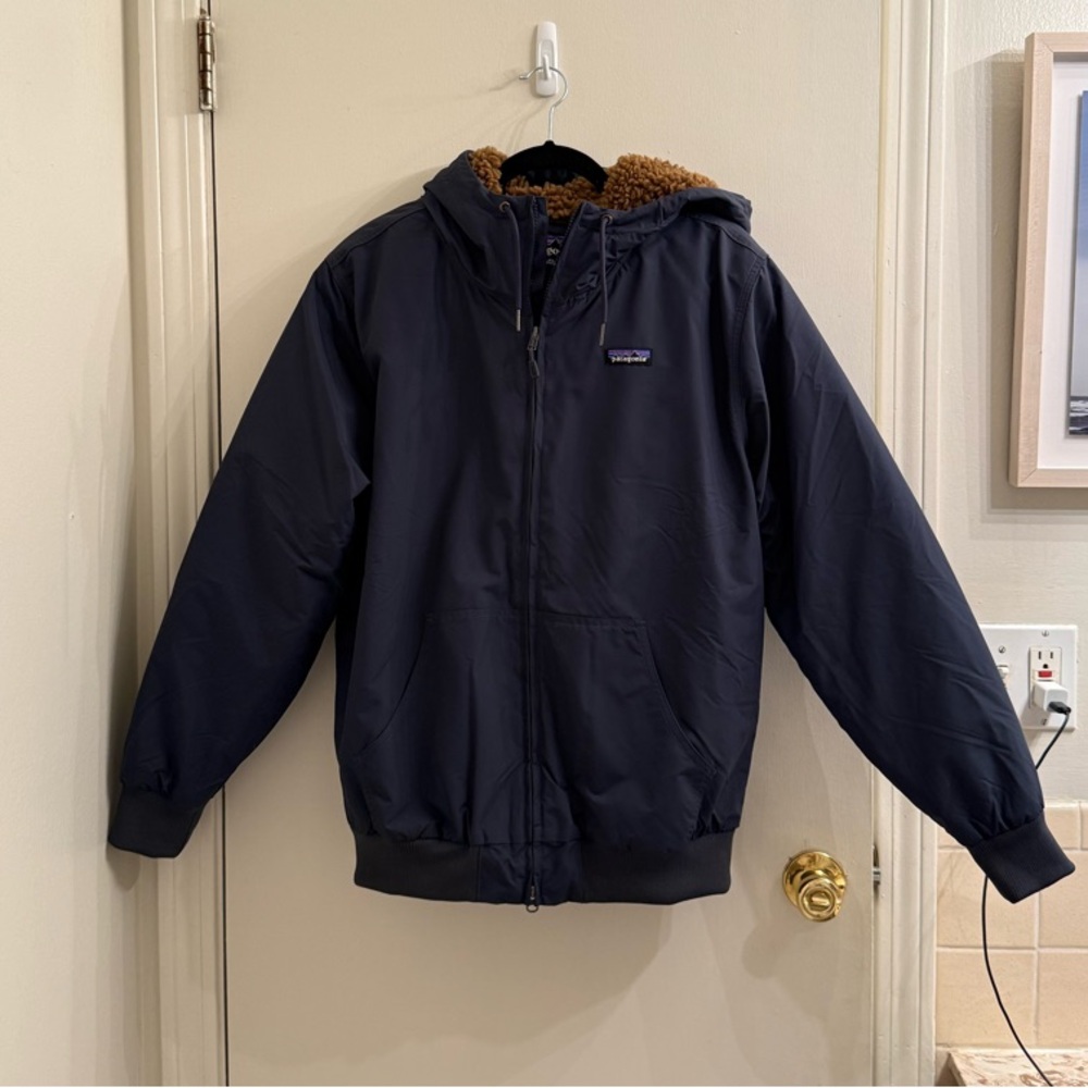 NWOT Patagonia Navy Blue Lined Isthmus Hoody